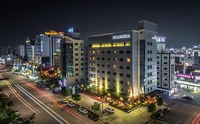 Shangria Beach Tourist Hotel